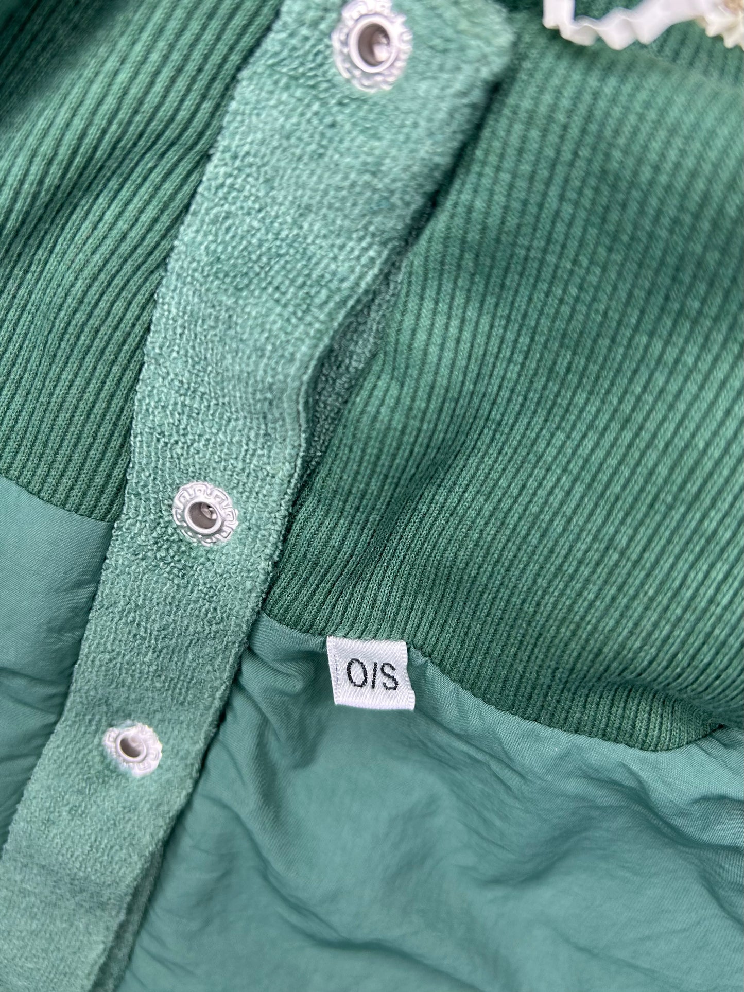 Turtleneck Hair-Bib - Green