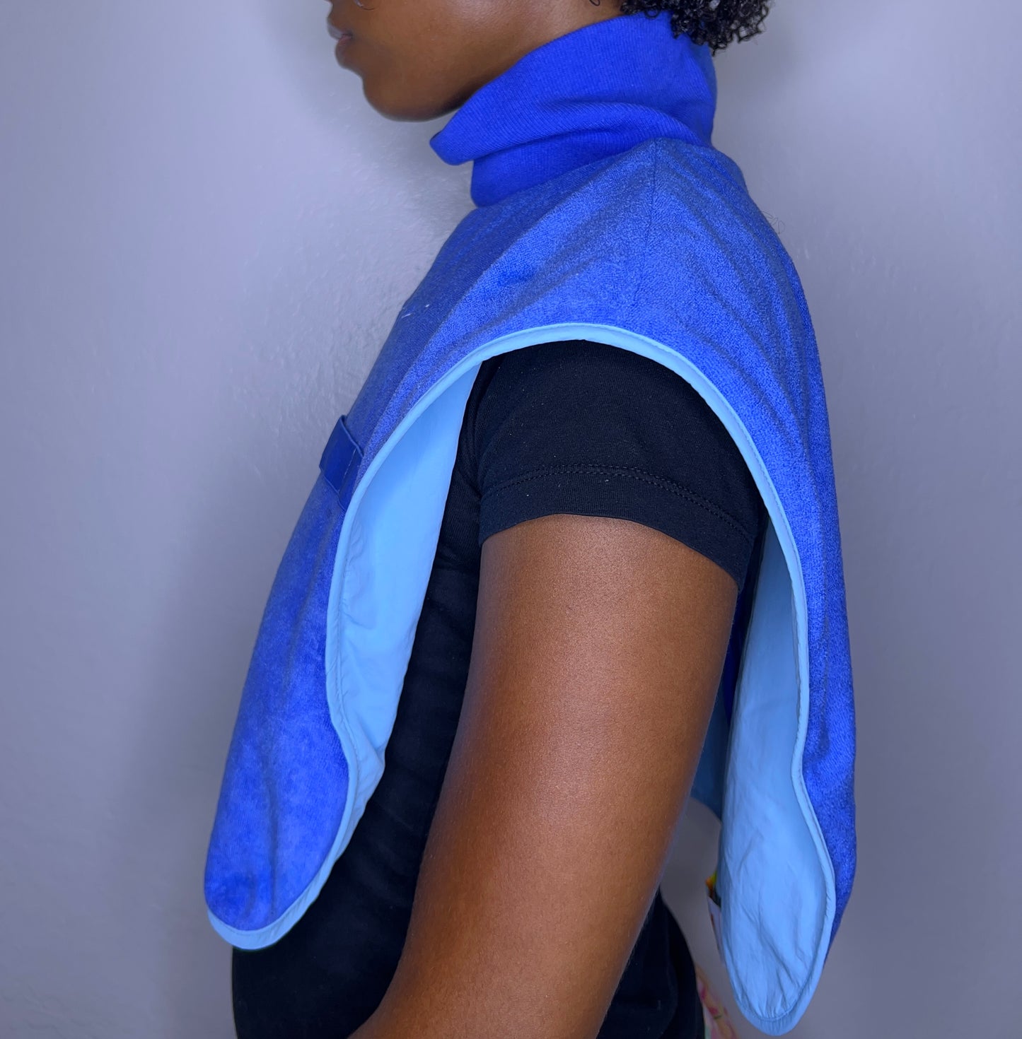 Turtleneck Hair-Bib - Blue