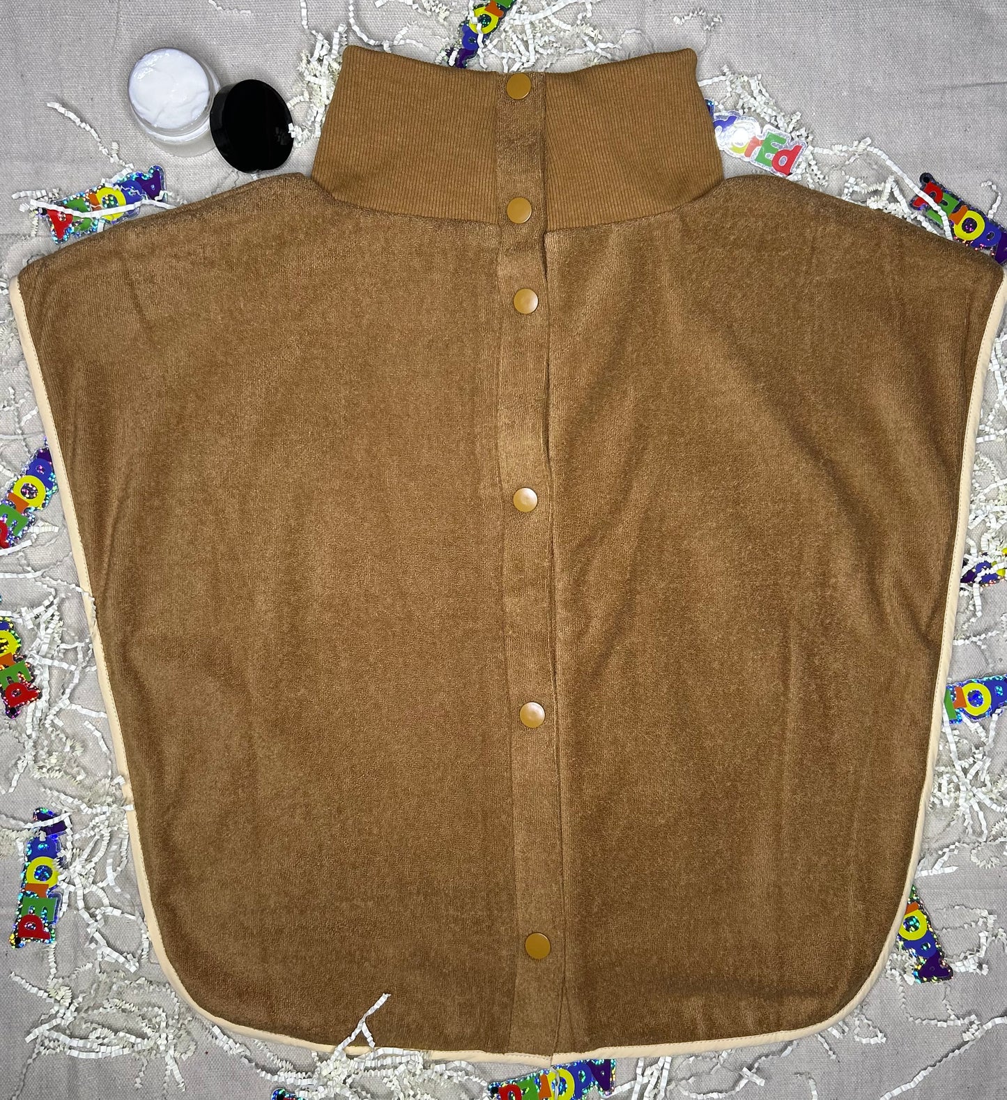 Turtleneck Hair-Bib - Brown